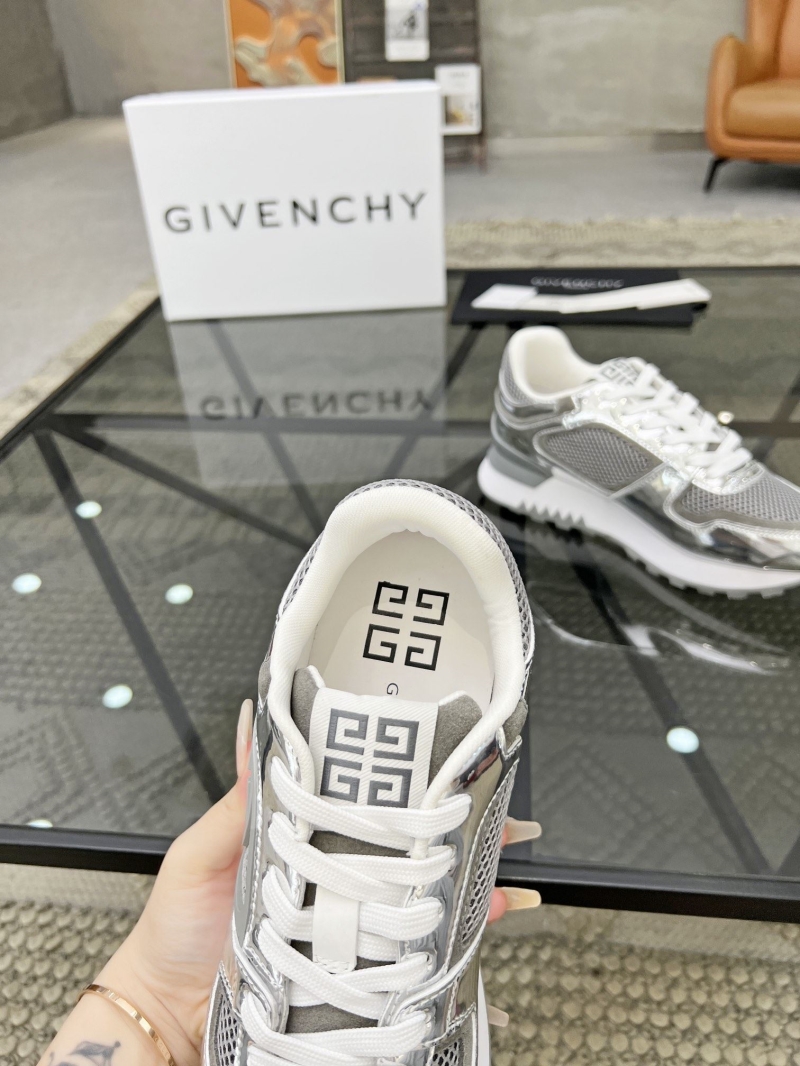 Givenchy Sneakers